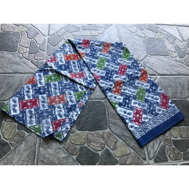 Batik cap kombinasi canting