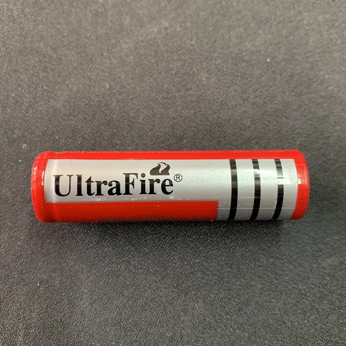 Baterai ULTRAFIRE / Battery Charge / Battery 18650 / Battery Cas