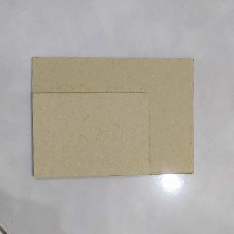 yellow board photocard packing