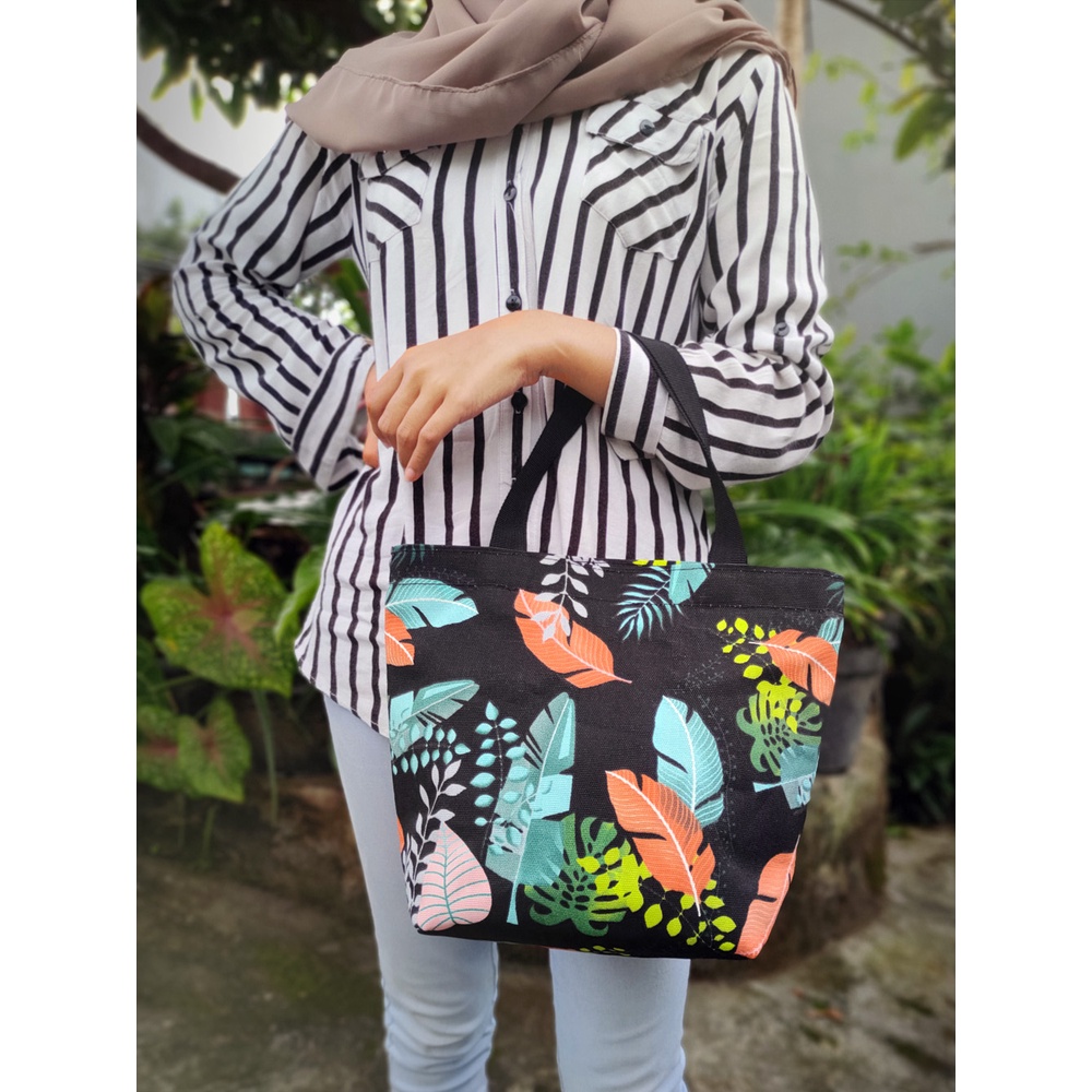 TAS KANVAS HAND BAG TAS TANGAN TOTE BAG BAHAN KAIN KANVAS TEBAL DENGAN RITSLETING MOTIF HND-20