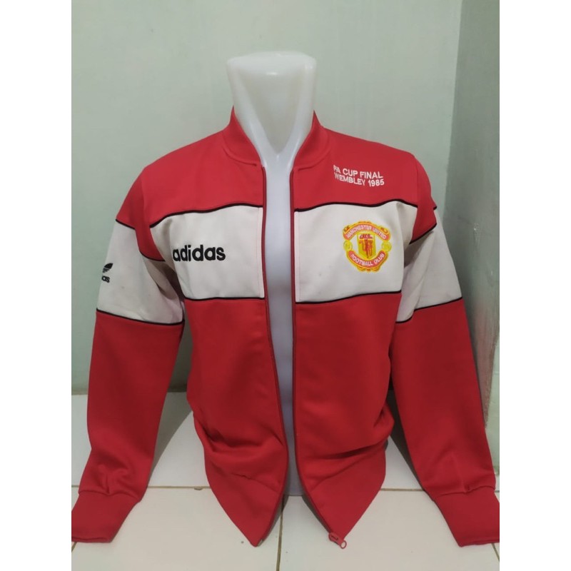 Jaket MU Final FA Cup 1985
