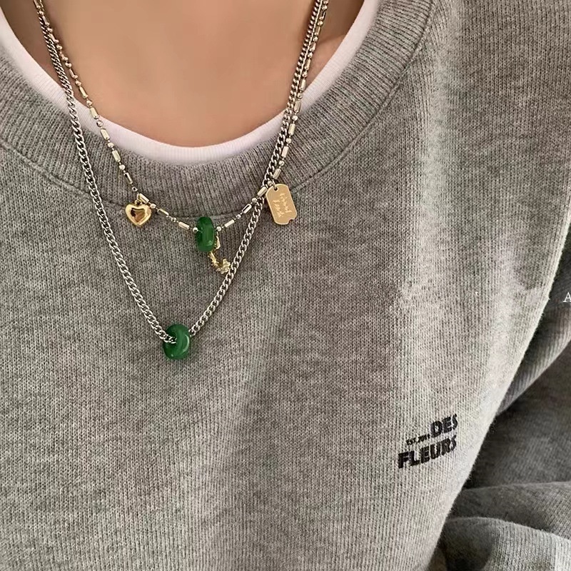 Kalung Rantai Panjang Liontin Batu Giok Bentuk Hati Warna Hijau Gaya Retro Hip Hop