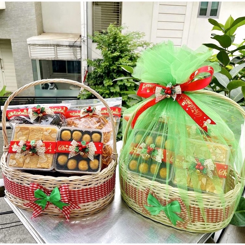 

Hampers keranjang natal