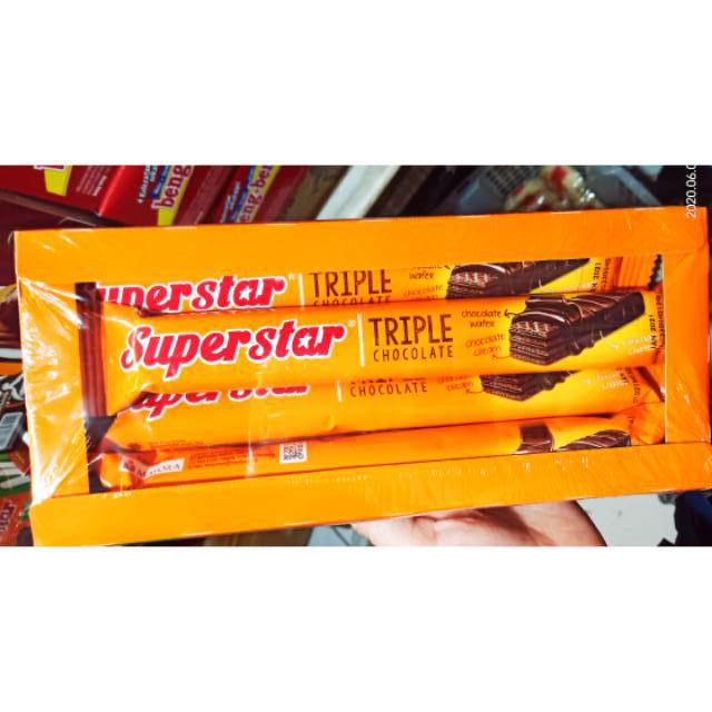 

Wafer Cokelat Super Star (Isi 12 pcs)