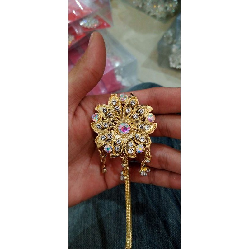 mentul/kembang goyang bunga kece