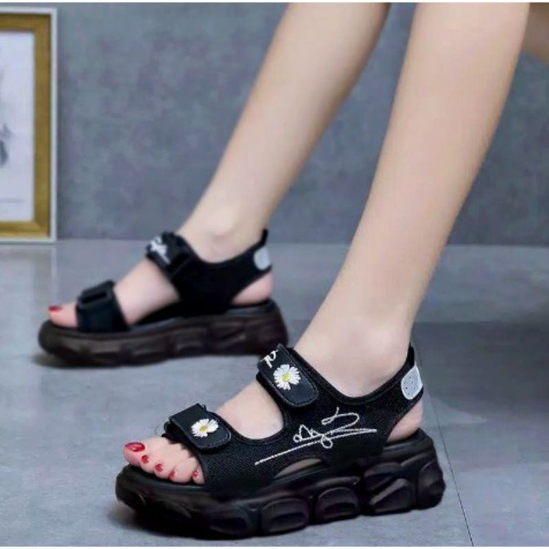 Sepatu sendal gunung wanita fashion FlowerY3 kekinian termurah/sandal gunung santai fashion wanita bisa cod/sendal gunung fashion wanita terhits kekinian