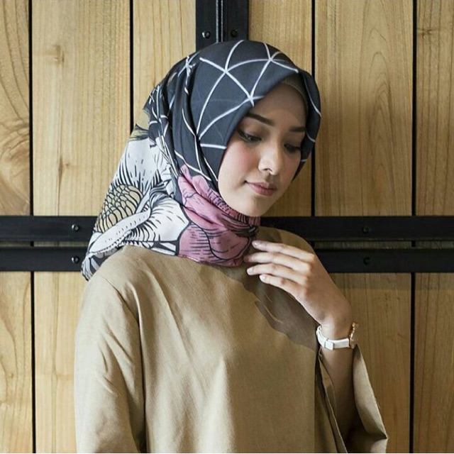 Zysku xena voal scarf