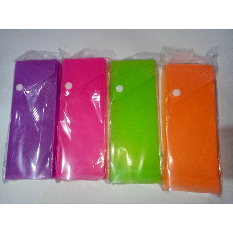 

TEMPAT PENSIL KANCING 001