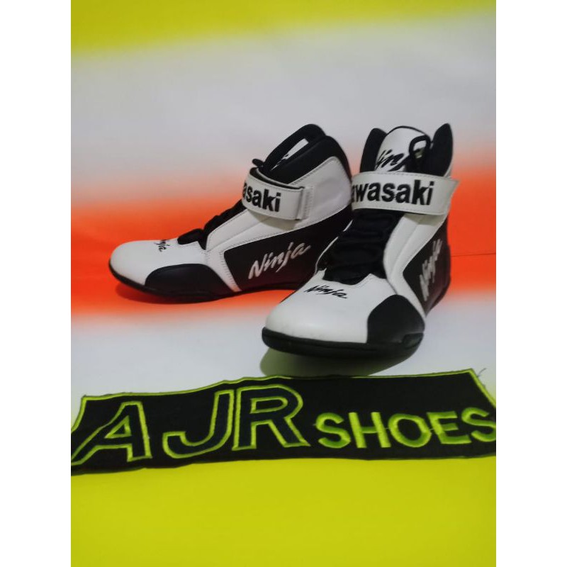 Sepatu Turing/Drag