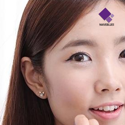 1 Pasang Anting Stud Desain Kucing Aksen Berlian Imitasi Gaya Korea Untuk Wanita