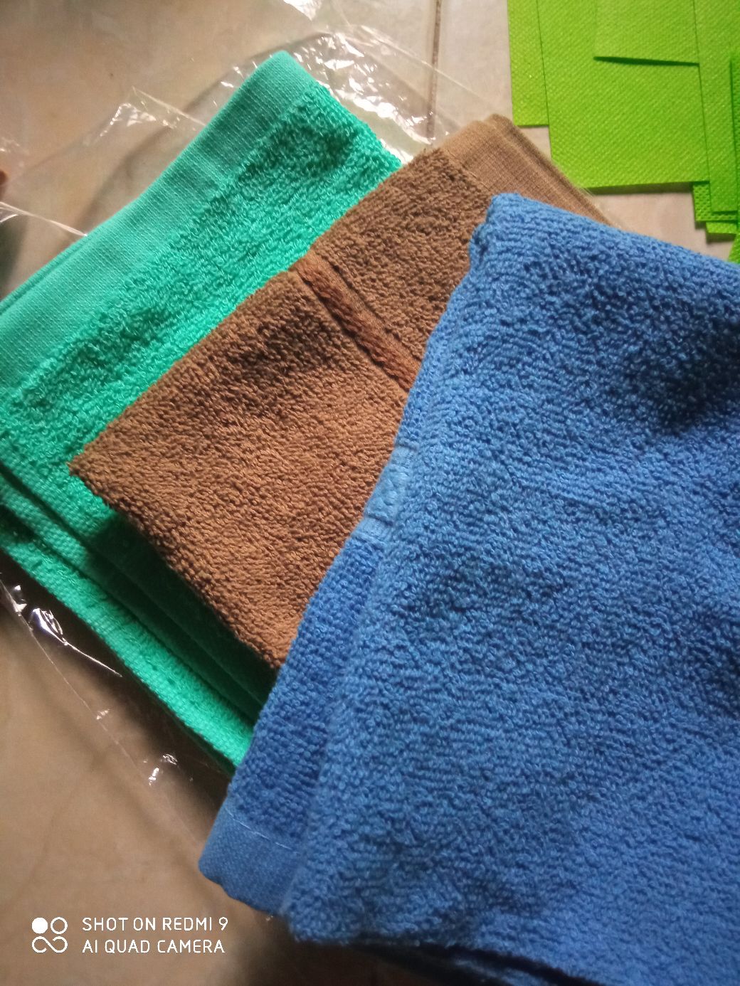 Handuk Sapu Tangan / Handuk Mutia / Handuk Muka / Handuk Kecil 30x30