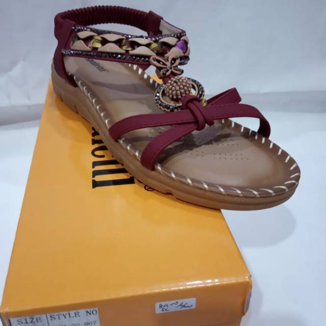 Sepatu wanita terkini spaletti