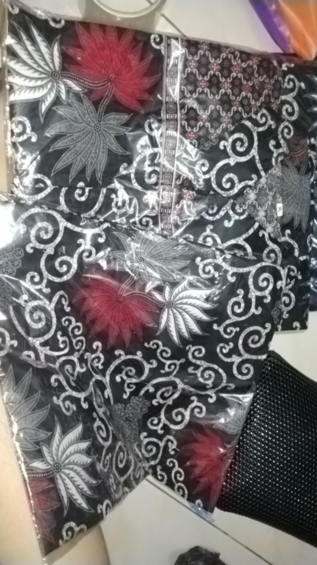 Atasan Batik Dolby Dolbi Dobby Doby Tenun Sutra Tulis Halus Katun Atbm Baron ,sarombit Atasan