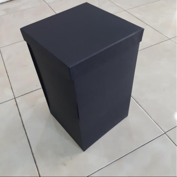 

Gift Box Surprise / Gift Box Tinggi / Kotak Hampers / Kotak Kado