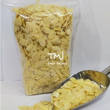 

ALMOND SLICE MENTAH 250 gr