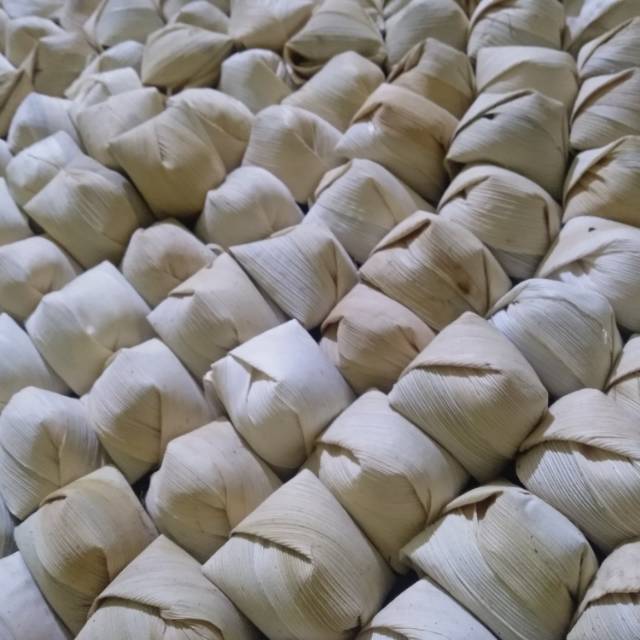 

WAJIT ASLI CILILIN , Oleh-oleh Khas Cililin Bandung Barat , Wajit Daun Jagung , WAJIT ORIGINAL