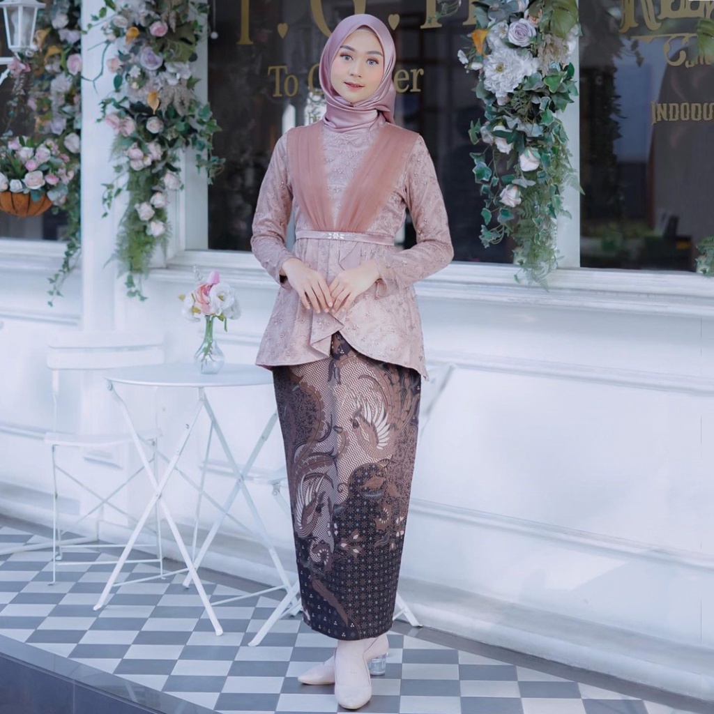 NEW ARIVAL || BAYAR DITEMPAT - Kebaya Modern Nikita Kebaya Tunangan Dan Lamaran Terbaru Kekinian Brokat Tille Mutiara Kemeja Pria Lengan Panjang