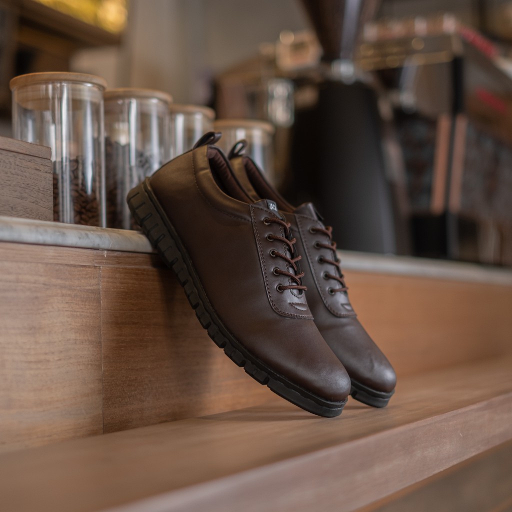 BRAVE BROWN |ManNeedMe x Jack| Sepatu Pantofel Pria | Oxford Formal