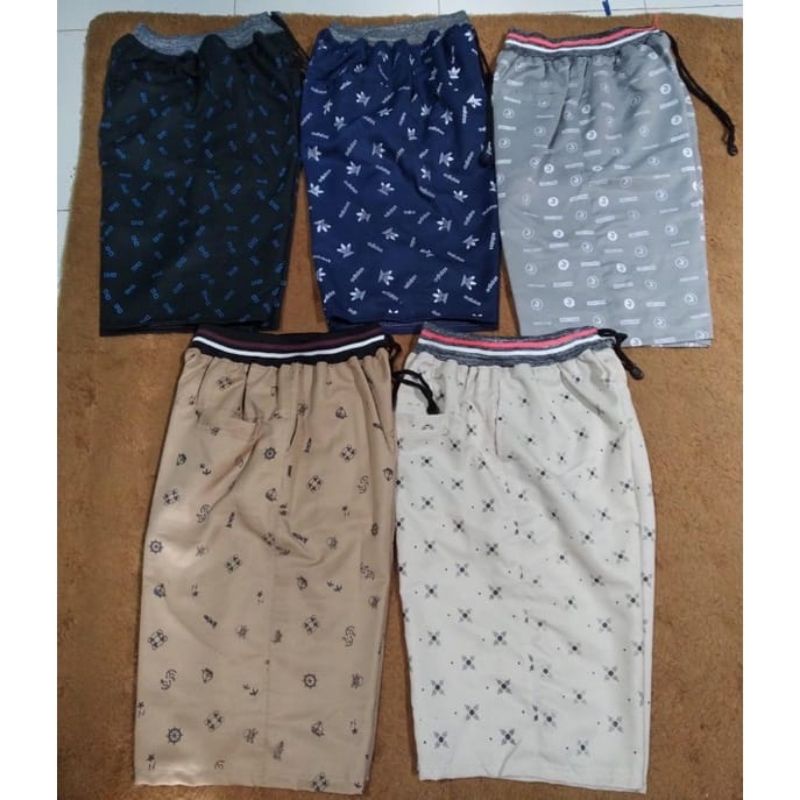 CELANA PENDEK MOTIF PRIA DEWASA DISTRO PREMIUM PRITING MURAH CELANA PENDEK CHINOS MOTIF CELANA PENDEK MOTIF PRIA DEWASA DISTRO PREMIUM PRITING MURAH   CELANA PENDEK PRIA DISTRO MOTIF SURFING Celana Pria Celana Pendek