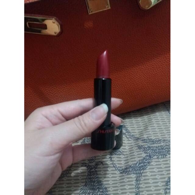 Shiseido rouge rouge lipstick