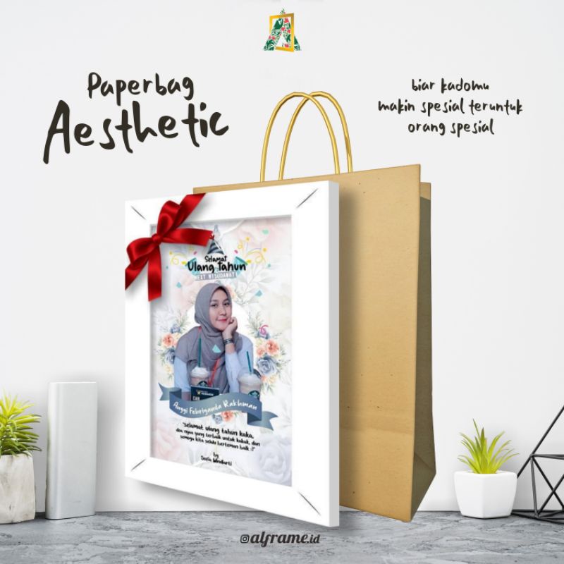 

PAPERBAG KADO FRAME AESTHETIC