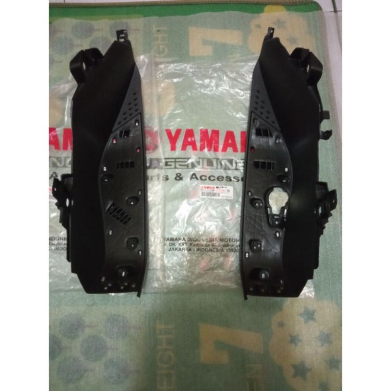 PIJAKAN KAKI KANAN KIRI AEROX 155 CONNECTED 2021 ORIGINAL