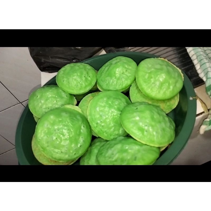 

sumbareh (pandan) / serabi padang (isi 5 bh)