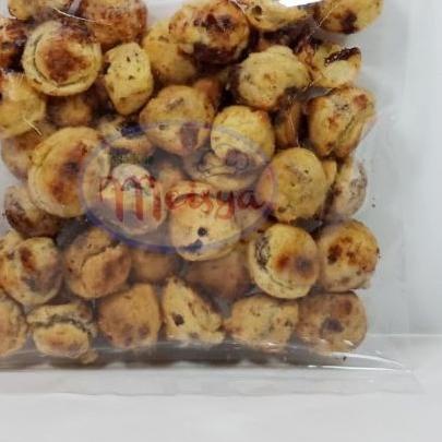 

limited STOCK!Soes Bandung Rasa Coklat 1 Kg / Soes Kering Spesial Isi Coklat|RA7