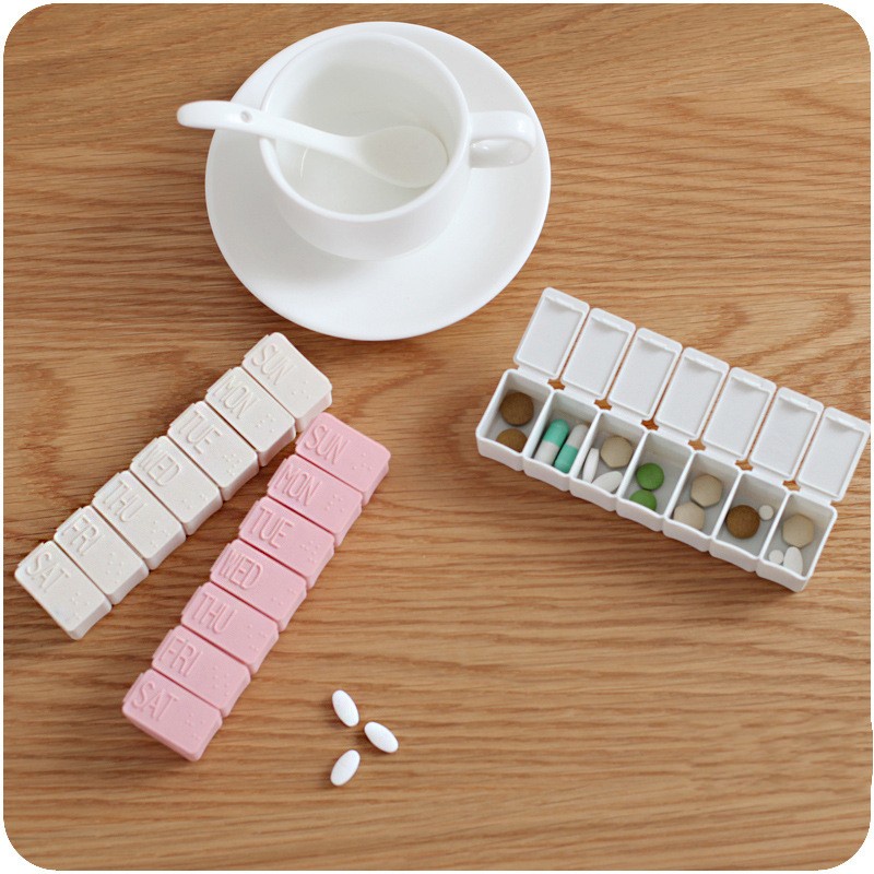 Wadah Organizer Penyimpanan Obat Mingguan Portabel Dengan Braille Travel Pill Box Container Case Independen Kisi Pill Case