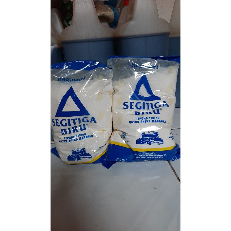 

Tepung Terigu Segitiga Biru 1 kg