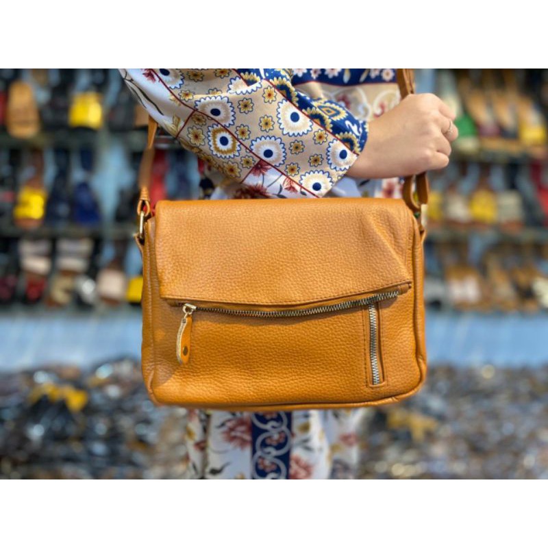 tas papirut garut tas wanita tas slempang kulit tas papirut garut tas kulit sukaregang tas slempang