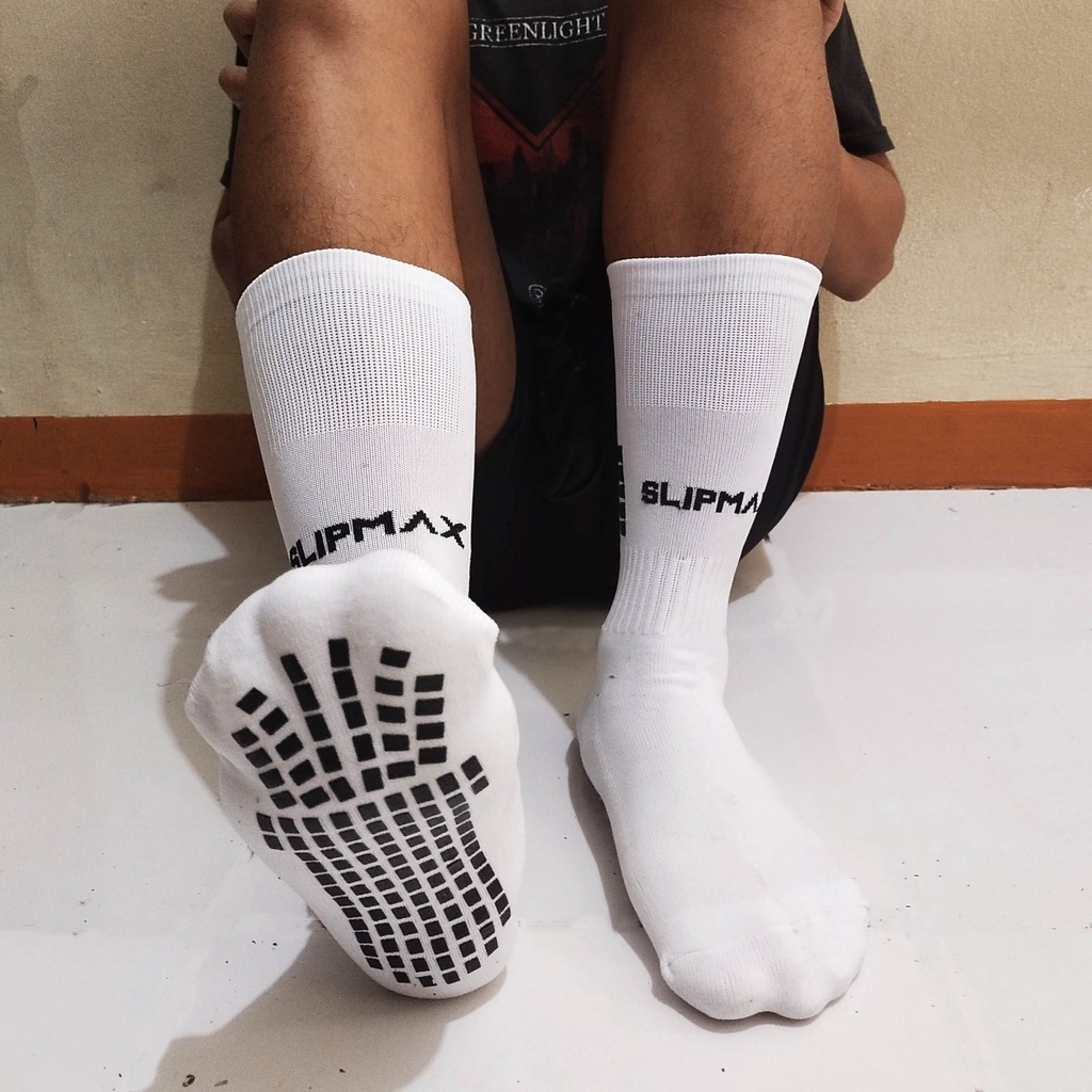 KAOS KAKI FUTSAL ANTISLIP / KAOS KAKI BOLA PENDEK / KAOS KAKI SETENGAH BETIS/ KAOS KAKI GRID MERK SLIPMAX