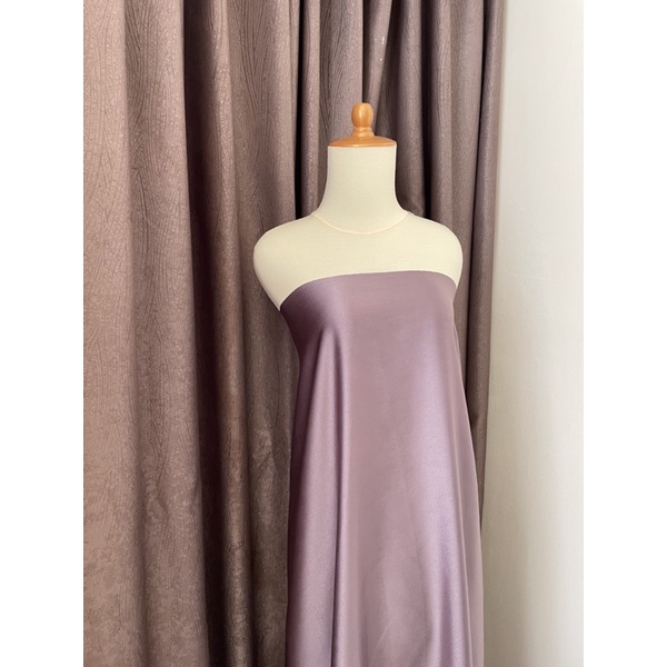 Kain Satin Saten Silk Lux Ori Bahan Maxmara Meteran Mewah Warna Ungu Taro