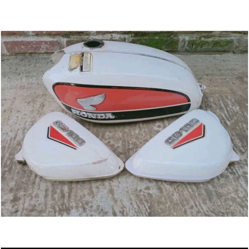 Tangki & box aki honda Cb 100 original mulus cat ori masih mulus