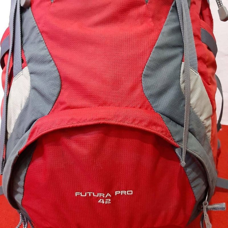 Deuter futura pro 42