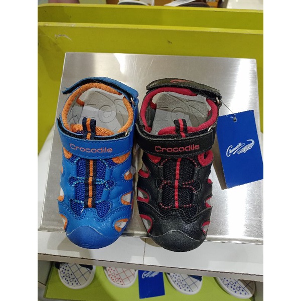 Sepatu sandal crocodile kids