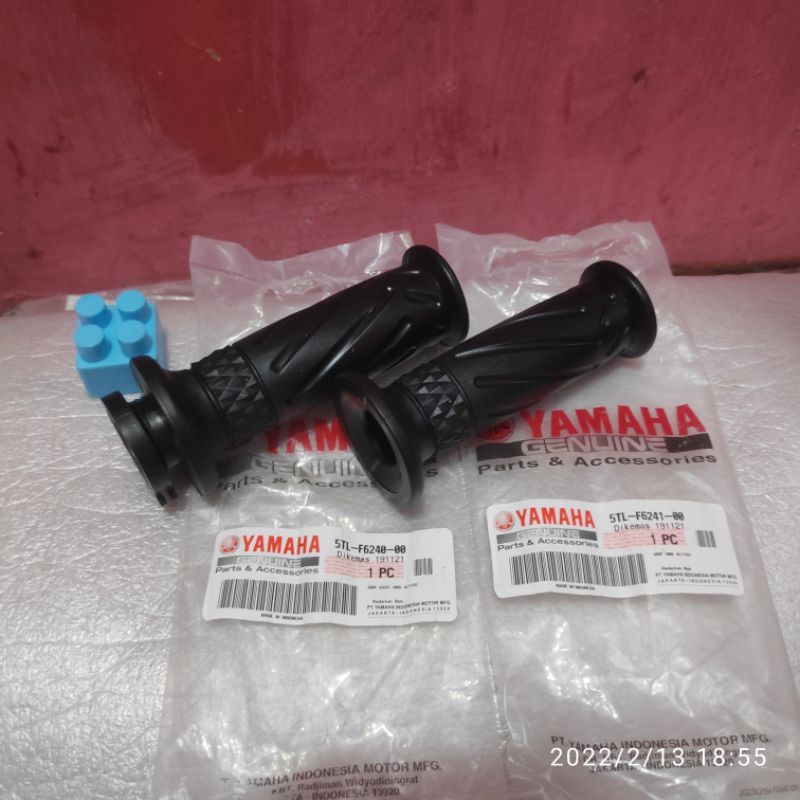 HANDGRIP HANFAT GRIP ASSY KANAN KIRI MIO SPORTY SMILE SOUL ORIGINAL ORI YAMAHA