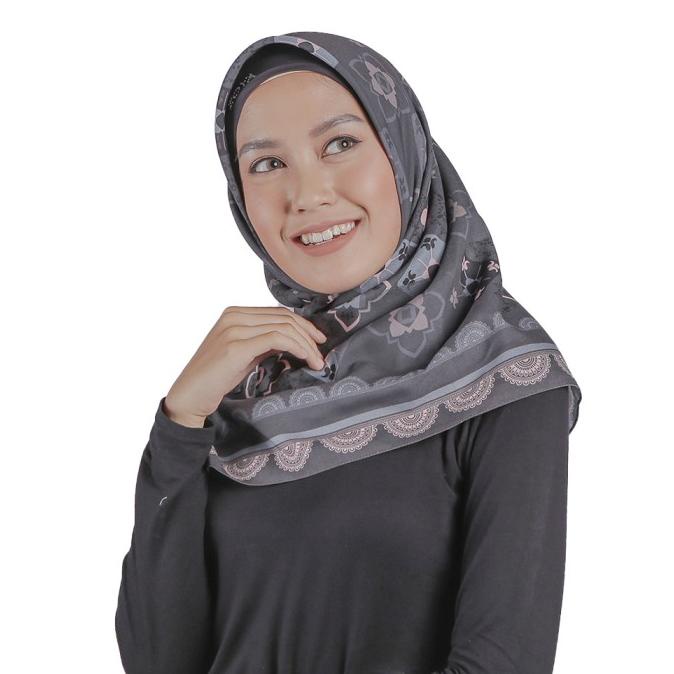 Zoya Zofia Scarf - Hijab Kerudung Segi Empat