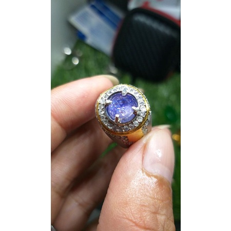 purple sapphire Ceylon Srilanka