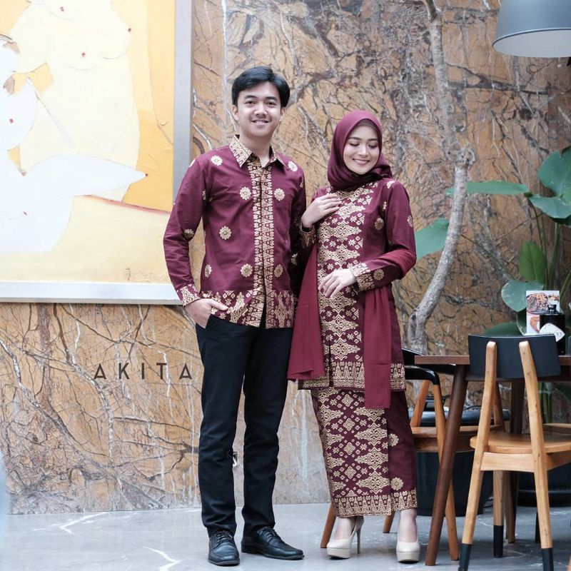 BAJU COUPLE BATIK TERMURAH/COUPLE BATIK FORMAL/COUPLE BATIK TENUN TORAJA