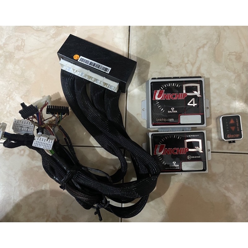 Dastek Q4 Idrive D4D Uconnect pnp innova Fortuner