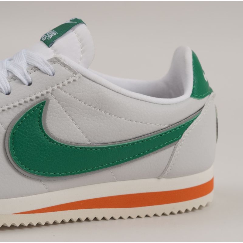 Sepetu Nike Cortez classics leather stranger things Hawkins1