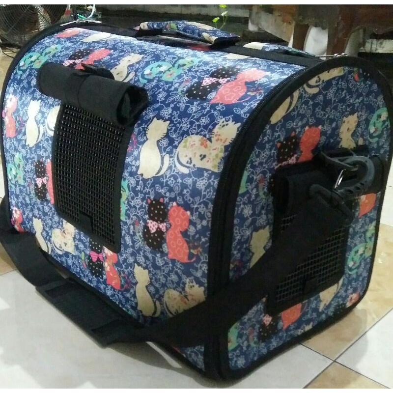 TAS KUCING JUMBO KOKOH MEMBENTUK RUANG BAHAN FIBER Model 3in1  belakang, Selempang Seperti Tas dan Jinjing