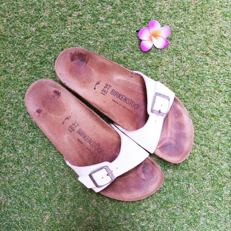 Preloved Birkenstock Madrid White size 37 Original Bekas second