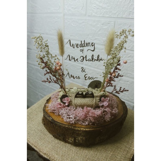 Stand Kayu Tempat Cincin/Hantaran Pernikahan, Tunangan, Lamaran