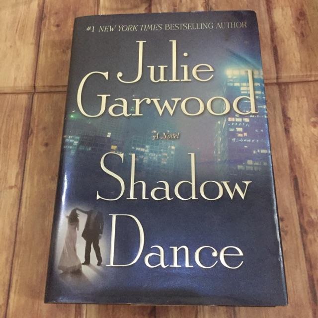 JULIE GARWOOD - SHADOW DANCE - ENGLISH NOVEL PRELOVED - ENGLISH BOOK - SECOND