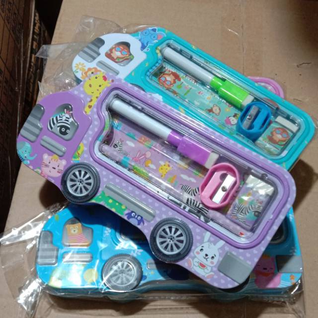 

TEMPAT PENSIL CASE/ KOTAK PENSIL KALENG KARATER MOBIL