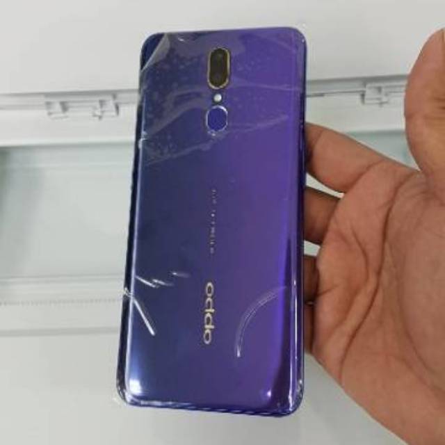 Dummy Mainan Oppo F11