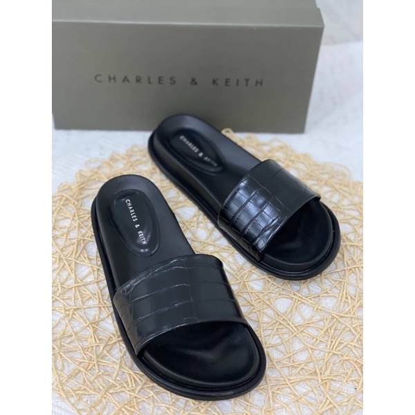 Sendal Slip On CK Wanita Premium Import Hitam / Black untuk casual daily / sehari-hari / hangout / o