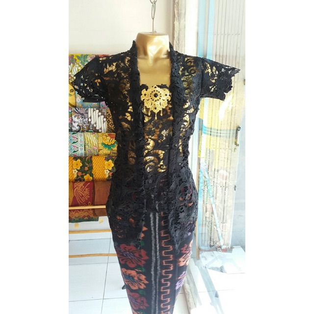 Kutu Baru Prada Lace Hitam